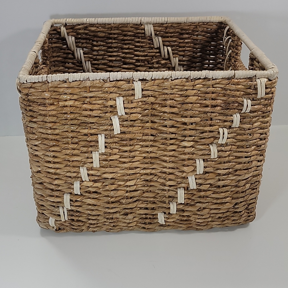 Wicker Small Milk Crate/ Cube Storage